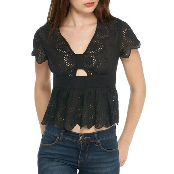 New! FREE PEOPLE Cutout Eyelet Black Top With Peplum Short Sleeve Size Small - Picture 3 of 4